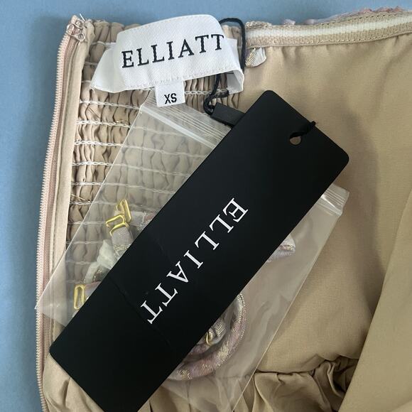 NWT Elliatt Halite Blush Pink Metallic Jacquard Side Slit Maxi Dress - Picture 8 of 10